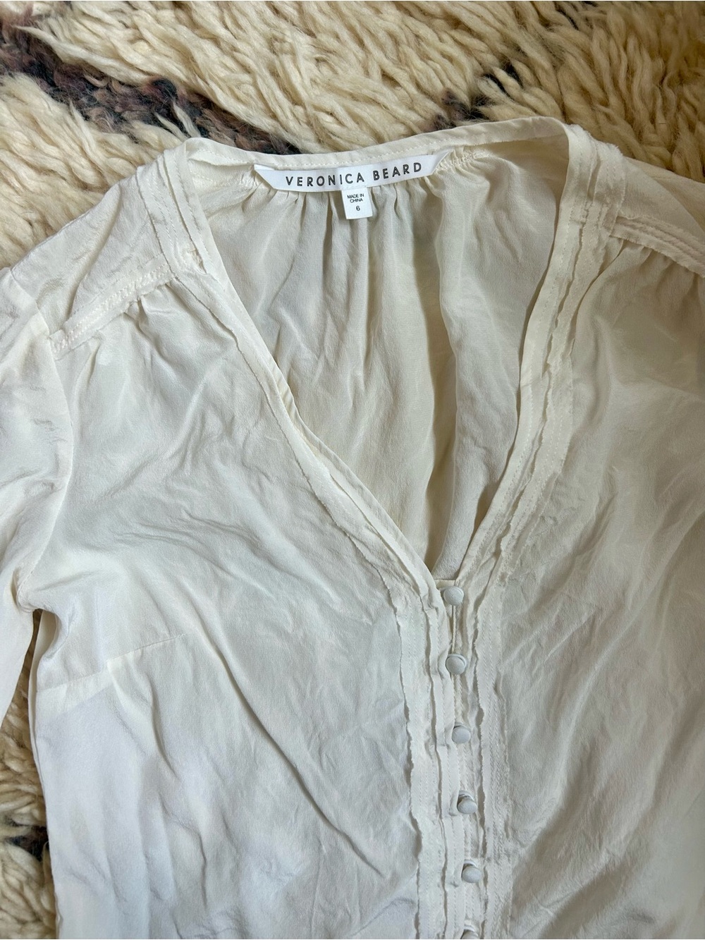 Veronica Beard 100% Silk Blouse, White V-Neck Button Front - Picture 3 of 8